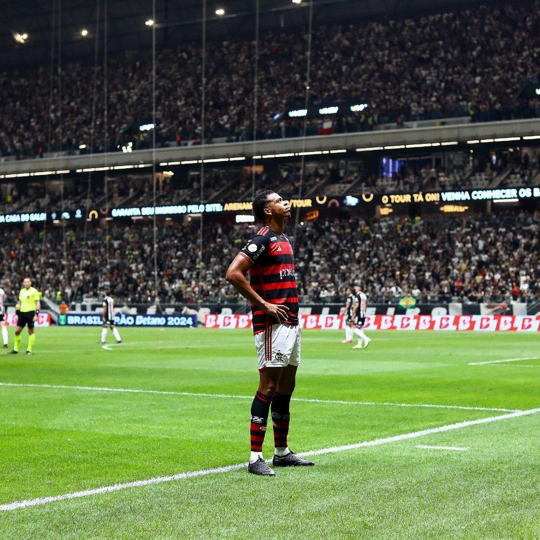 Carlinhos fez seu primeiro gol vestindo a camisa do Flamengo (Foto Gilvan Souza/Fla)